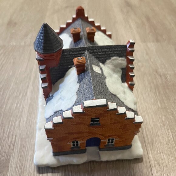 Hawthorne Village Norman Rockwell's The Town Offices - Picture 5 of 6